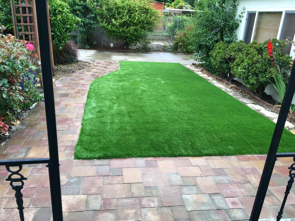 artificial turf